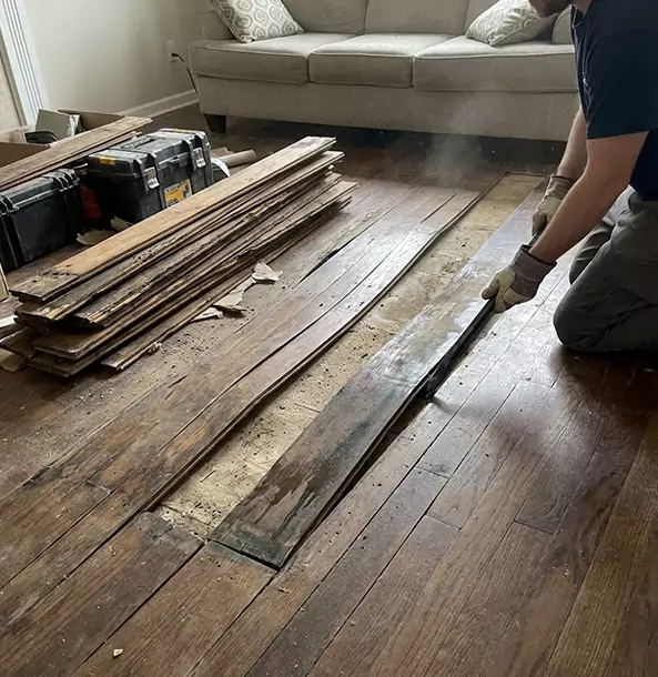 Why Fairmount Homeowners Choose Fairmount Restoration Pro for Water Damage Floor Repair?